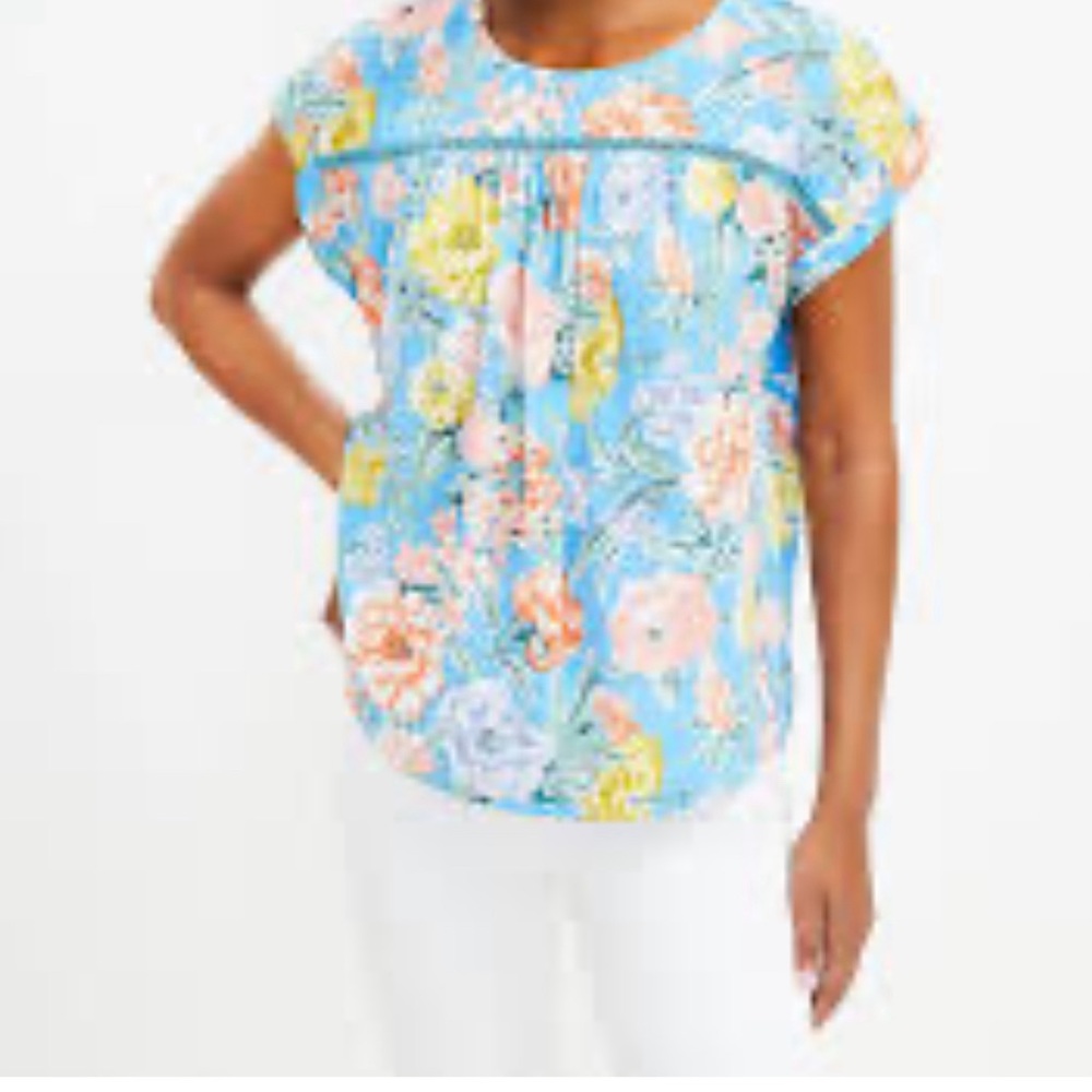 Loft Garden Lacy Pleated Mixed Media Top